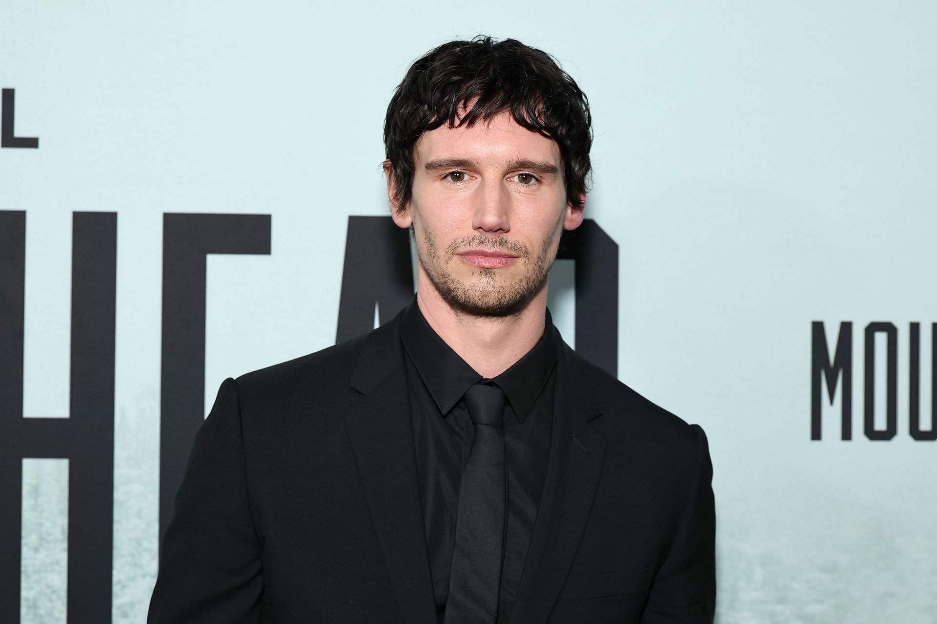 Cory Michael Smith is Venis Parish (Image via Getty)